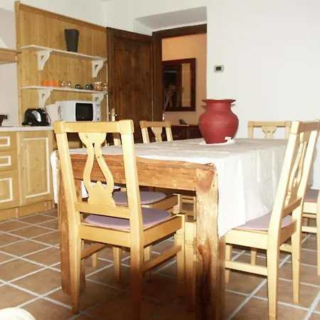 Nicole Apartament